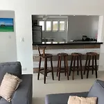 Apto Condomínio Varandas de Ubatuba - Vista Incrível